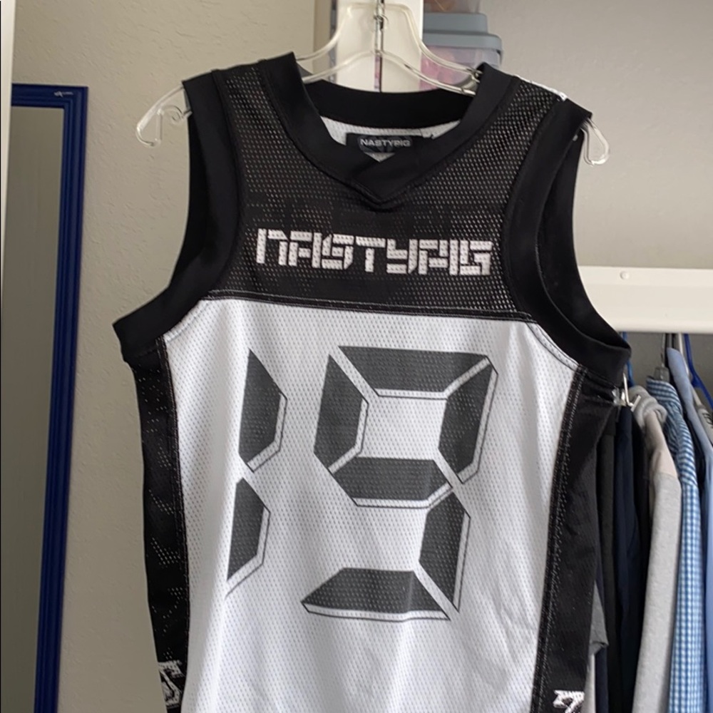 Men’s NASTYPIG athletic jersey